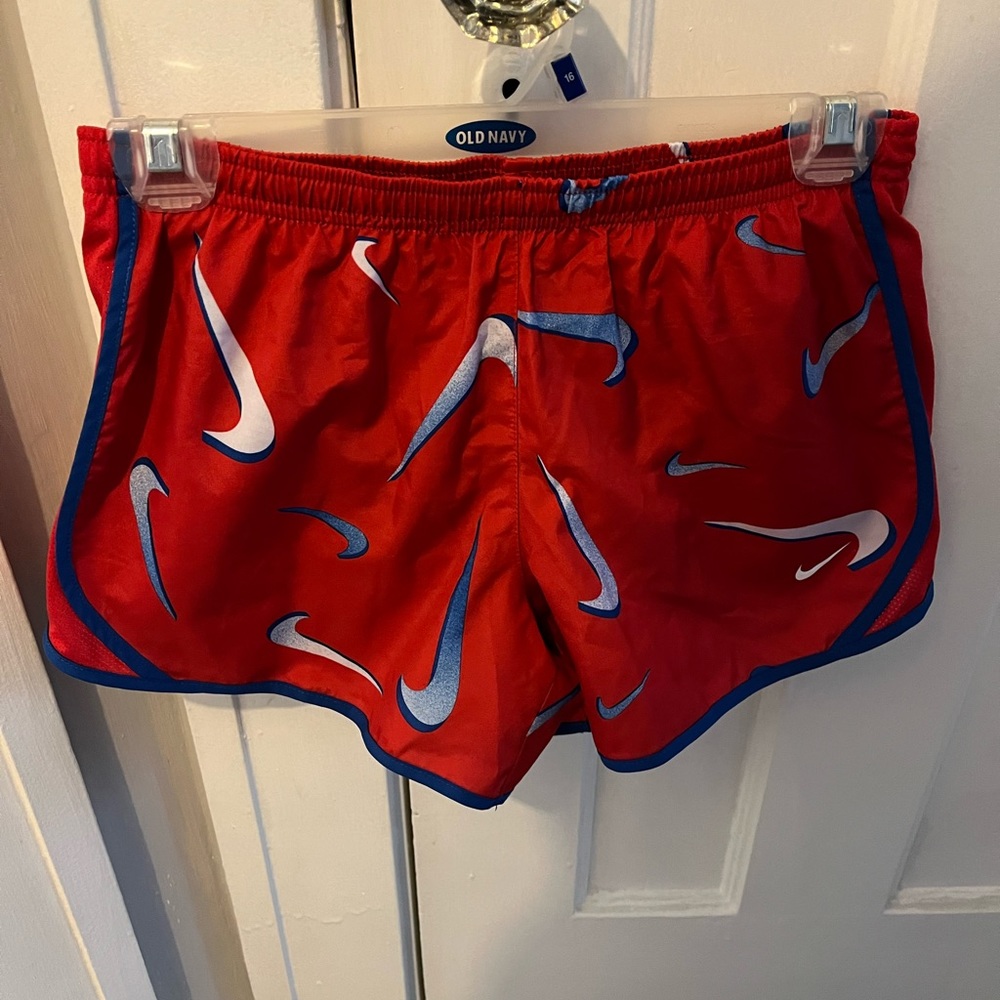 Girl’s Large Nike Shorts